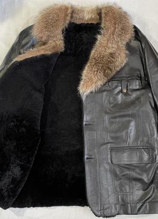 Зимова чорна шкіряна куртка,вовк ( кожаная чёрная куртка )