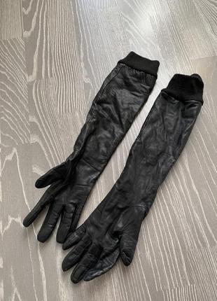 Кожаные длинные варежки