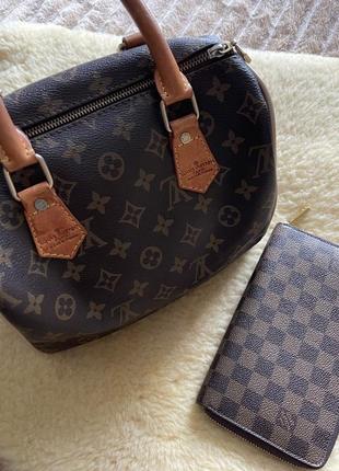 Сумка кожана louis vuitton