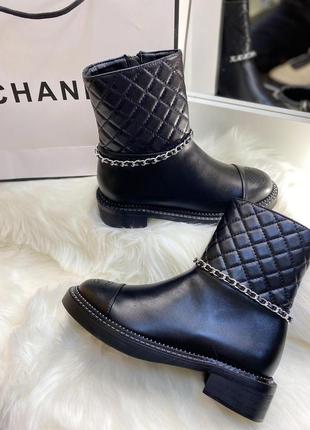 Жіночі чоботи у стилі chanel boots black, чоботи у стилі шанель зі стьобаним верхом у чорному кольорі, 40 розмір2 фото