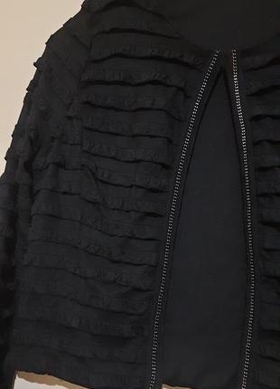 Пиджак короткий, черный, без застежки фирмы h.m.8 фото