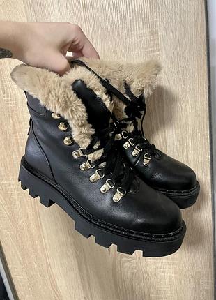 Ботинки zara кожаные с мехом