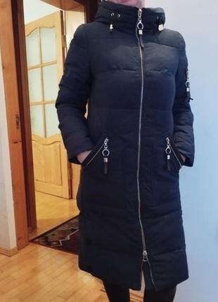 Шикарний пуховик пальто.