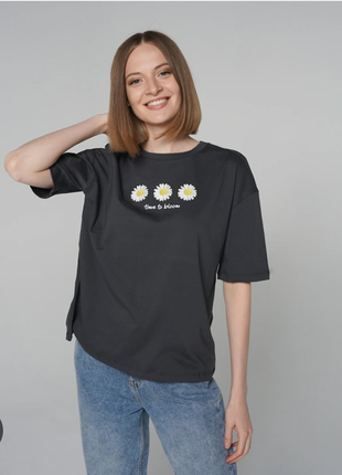 Нова котонова футболка принт ромашки бренду new look  uk 16 eur 441 фото