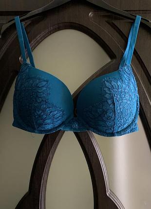 Шикарный, ажурный, нереально красивый, с супер пуш-ап, бюсгальтер, темно синего цвета, от дорогого бренда: victoria’s secret 💙