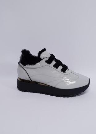 Кросівки кроссовки фірми kelton італія зима