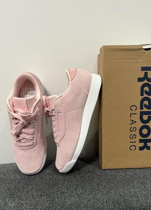 Новые замшевые кроссовки  оригинал reebok princess leather cn36757 фото