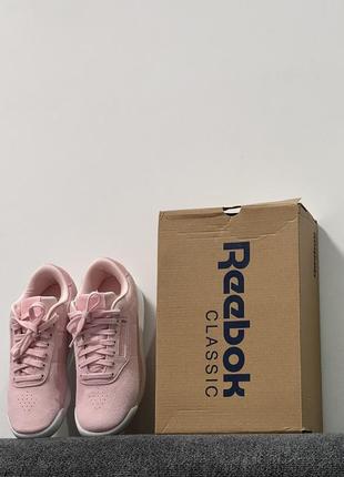 Новые замшевые кроссовки  оригинал reebok princess leather cn36759 фото