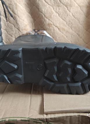 Чоловічі утеплені непромокаючі чоботи