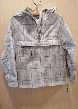 Куртка ветровка
