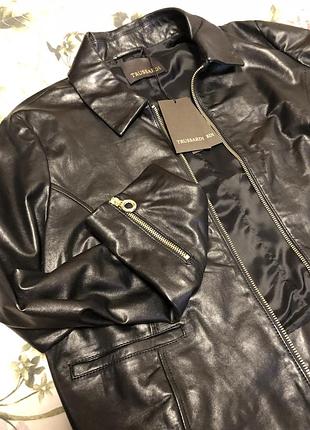 Кожаная куртка trussardi 2