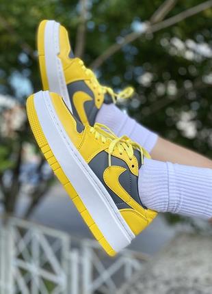 Шикарные женские кроссовки nike air jordan 1 low elevate yellow/grey жёлтые с серым2 фото