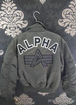 Куртка-бомбер alpha industries1 фото