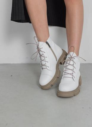 Белые кожаные зимние ботинки3 фото