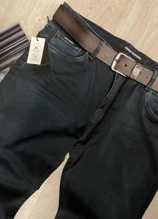 New!!!человечи джинсы с ремнем известного бренда,размер - 384 фото