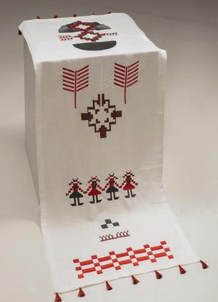 Ранер столовий з льону з машинною вишивкою різдвяна колекція столового текстилю gnizdo & kononenko