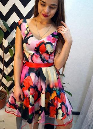 Розпродаж 🏷 святкова сукня з пишною спідницею в квітковий принт