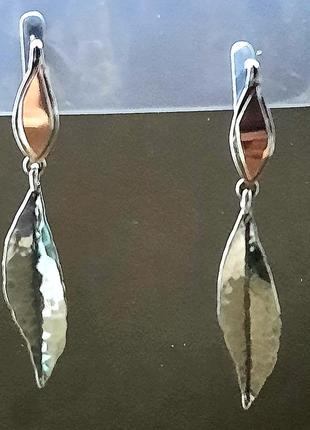 Дизайнерські ексклюзивні сережки срібло з золотом "лісова чаклунка": листочки