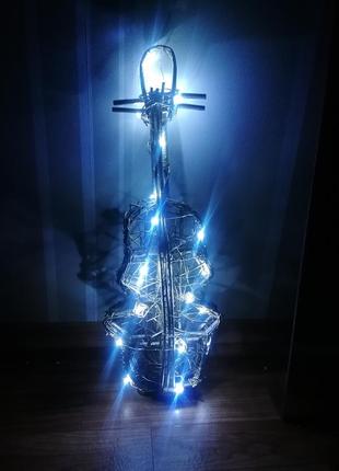 Скрипка светильник из лозы декор.1 фото