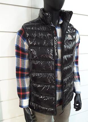 Стильна брендова тепла чоловіча жилетка