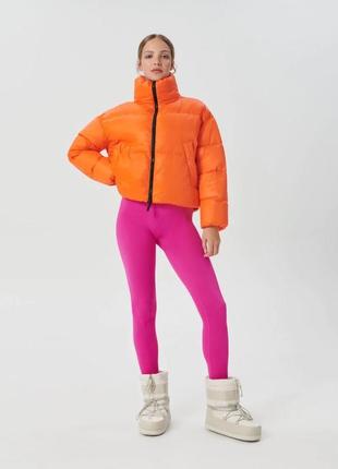 Куртка женская оранжевая оригинальная стеганая яркая дутая оранжевая модная стильная матовая короткая m l xl2 фото