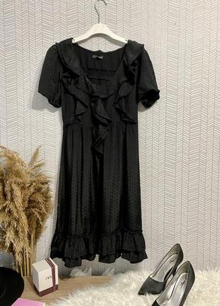 Черное платье с воланами next1 фото