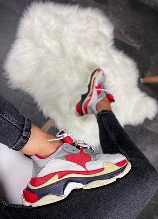 Жіночі кросівки balenciaga triple s red white2 фото