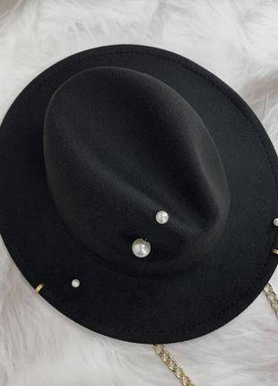 Шляпа федора с цепочкой и пирсингом черная elegant pearl4 фото