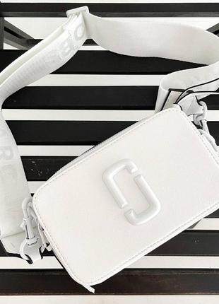 Біла сумочка через плече / marc jacobs logo total white logo / модна сумка4 фото