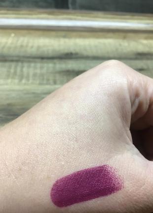 Люксовая,дорогая помада,глубокий цвет 24, 18, 23