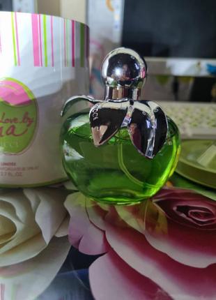 Туалетна вода зелене яблуко