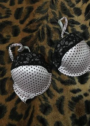 Атласний мереживниць ліфчик