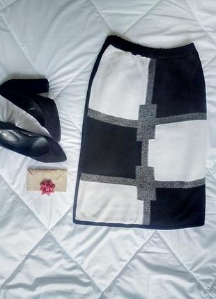 Тетлая шерстянная спідниця. робіка.