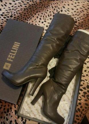 Итальянские демисезонные сапоги fellini, оригинал, кожа, состояние новых, цвет серый