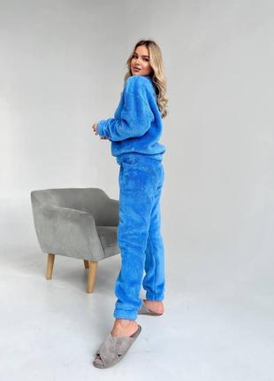 Женская пиджама велюровая плюшевая теплая зимняя голубая синяя бежевая на подарок девушке5 фото