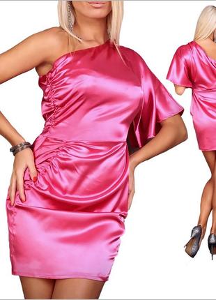 Ярко розовое платье на одно плечо2 фото