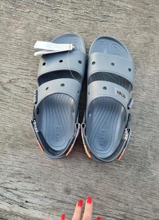 Мужские сандалии crocs unisex classic all-terrain sandale m12-