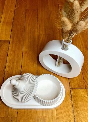 Набор ваза и шкатулка на подставке