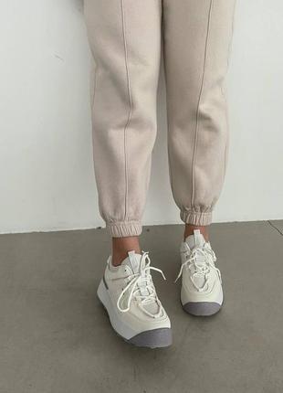 Белые стильные кроссовки кроссы5 фото