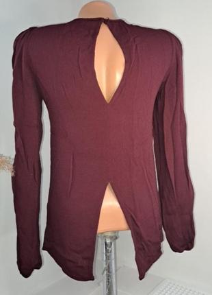 Красива блузка з вишивкою