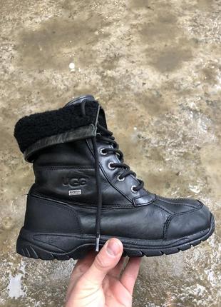 Ботинки UGG Abi Różowa bluza z kapturem i półokrągłymi rękawami