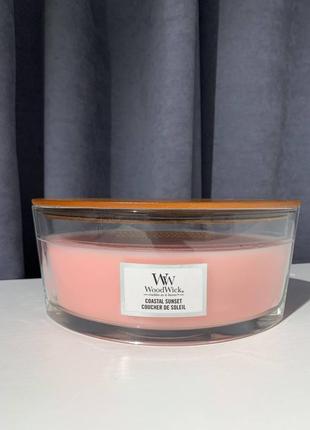 Ароматическая свеча с ароматом цитрусовых, кокоса и ванили woodwick ellipse coastal sunset 453 г