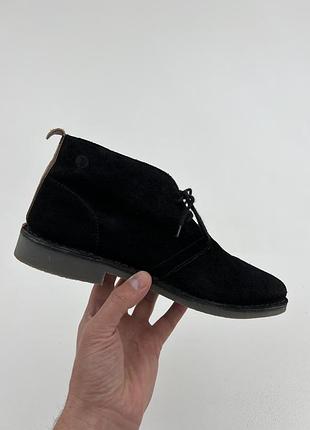 Чоловічі замшеві дезерти red or dead