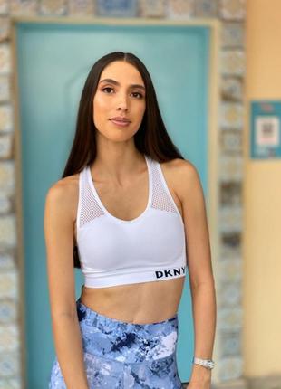 Спортивный топ лиф с уплотнённой чашкой dkny