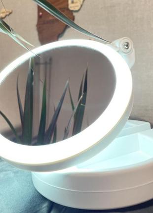 Складне косметичне дзеркало для макіяжу кругле збільшувальне 10x my fold away mirror з led підсвічуванням4 фото