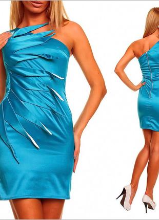 Ярко - голубое вечернее платье1 фото