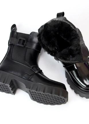 Модельные женские зимние черные ботинки челси на рифленой подошве2 фото