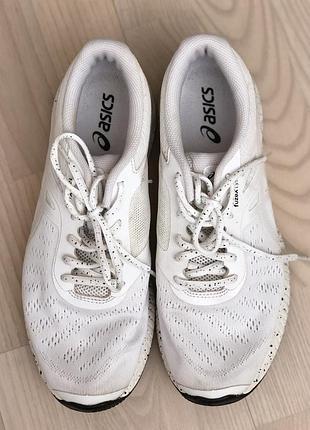 Кросівки asics унісекс 41,5р
