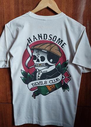 Футболка handsome