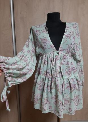 Блузка с цветами3 фото